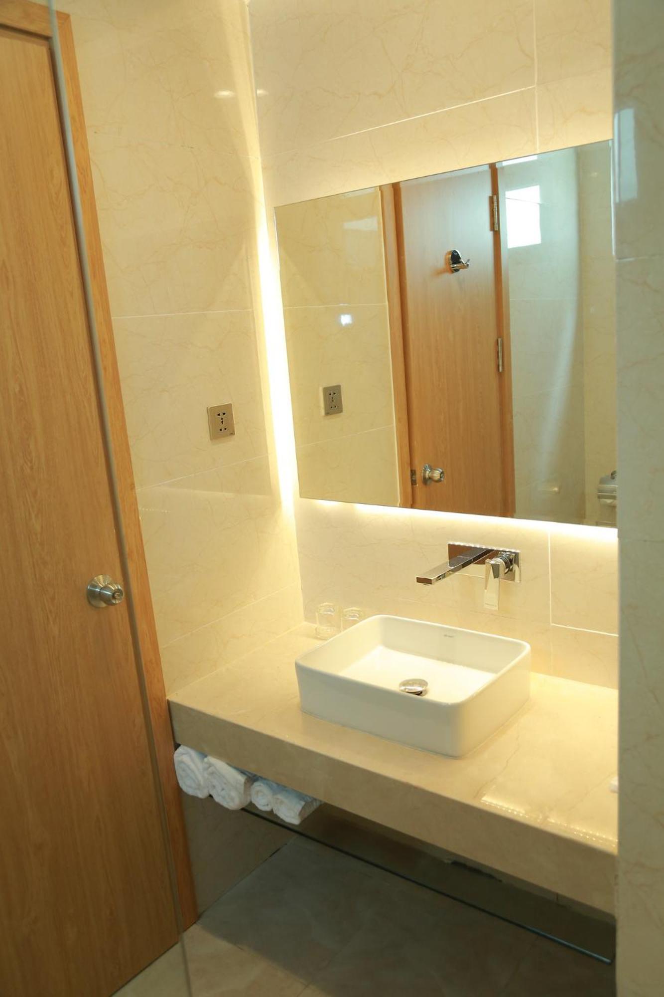 Gold Boutique Hotel Danang Buitenkant foto