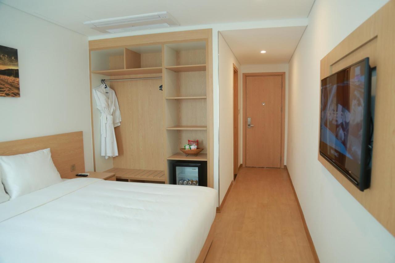 Gold Boutique Hotel Danang Buitenkant foto
